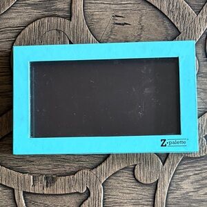 Blue Magnetic Z Palette for Makeup